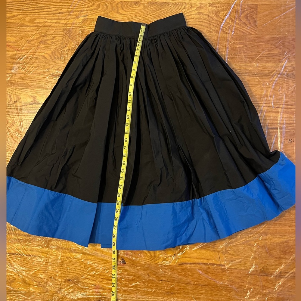 Alice + Olivia Nako A-line poplin midi skirt - Picture 7 of 7